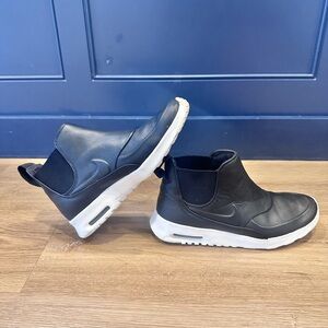 Nike Womens Air Max Thea Mid SIZE 8
